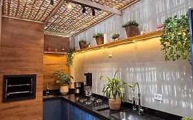 Flat aconchegante em Juquehy! Com piscina!